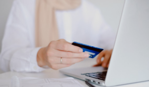 How to Open a Bank Account in the UAE